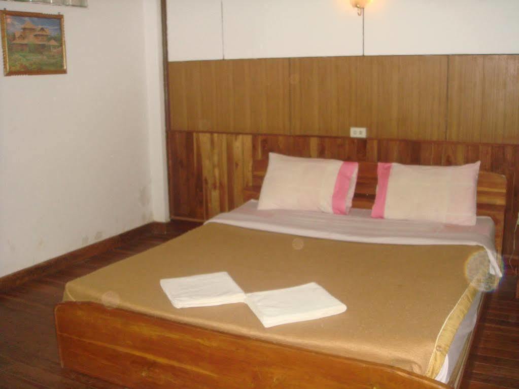 Champa Hotel Pakxé Zewnętrze zdjęcie